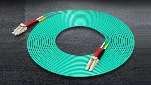 百色市因为光纤跳线品质 选用欧孚OM3万兆光纤跳线